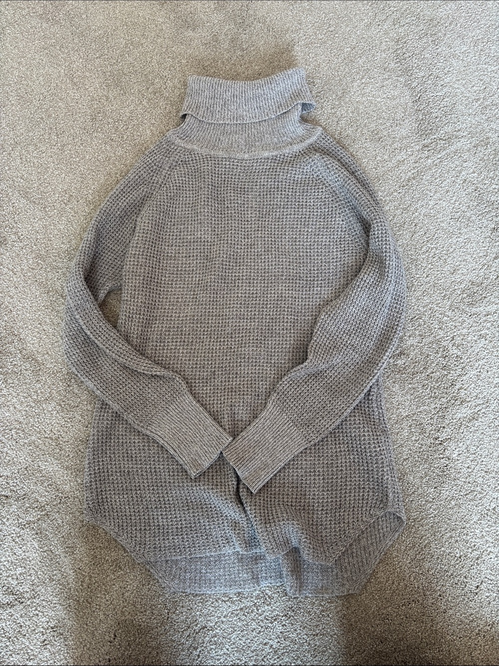 Cozy Turtleneck Waffle Knit Sweater - Gray